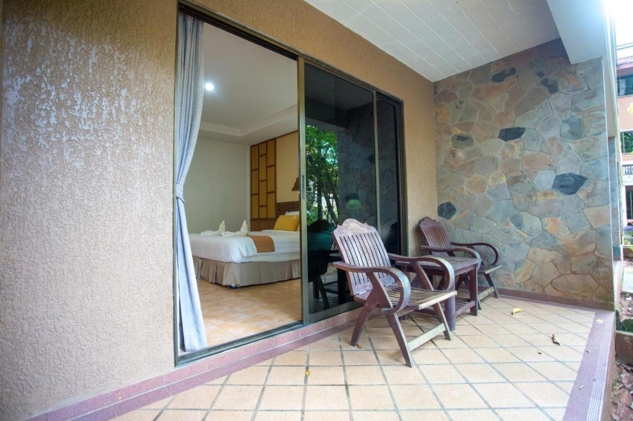 100 Islands Resort & Spa Surat Thani Eksteriør billede